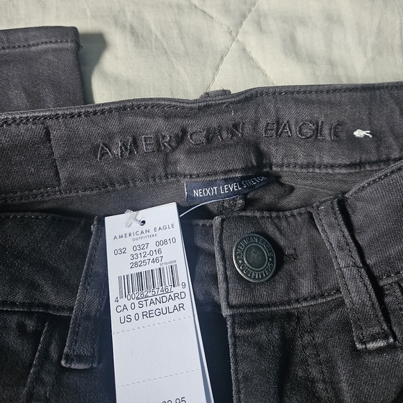 AMERICAN EAGLE Black Hi-Rise Jegging Lace Patched Distressed Size 0 NWT AE - Picture 3 of 13